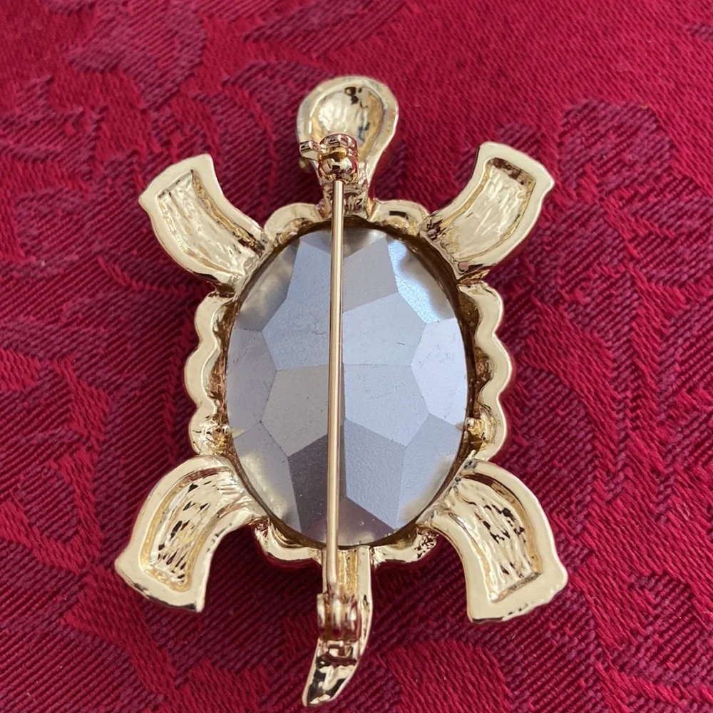 NEW PINK RHINESTONED TURTLE BROACH
